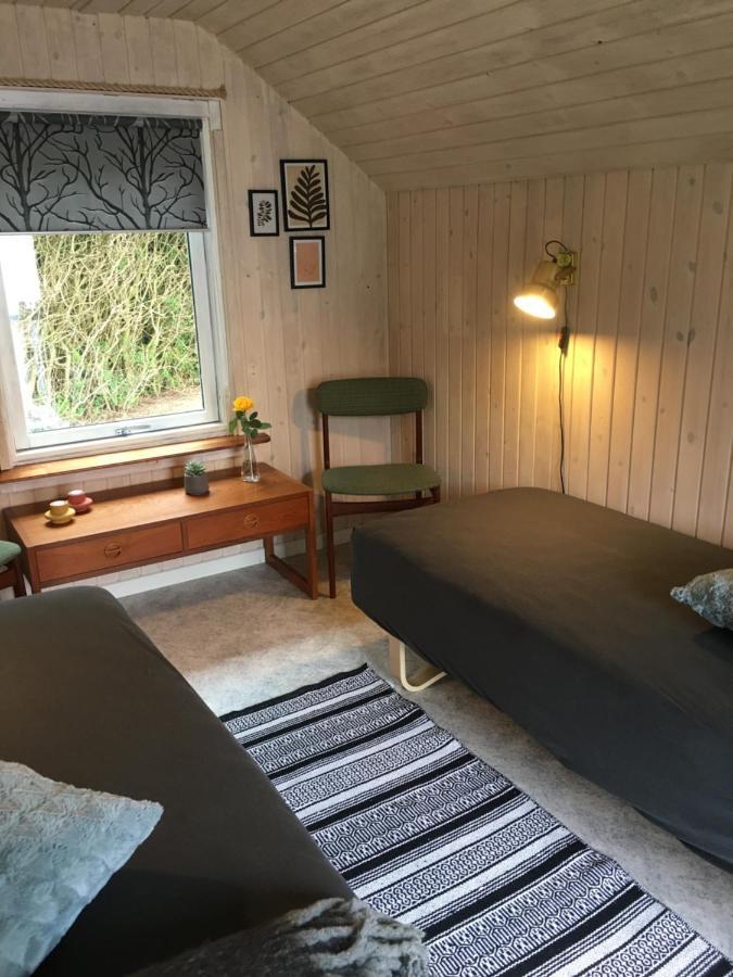 Stunning Romantic Cabin Close To Baltic See Idestrup Eksteriør bilde