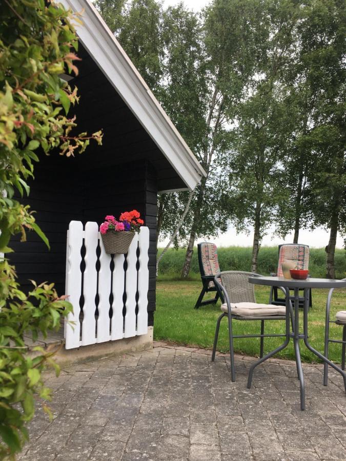 Stunning Romantic Cabin Close To Baltic See Idestrup Eksteriør bilde